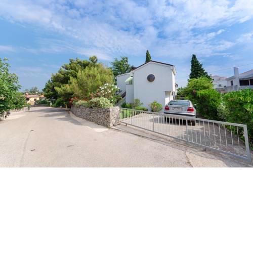 Apartment Razija
