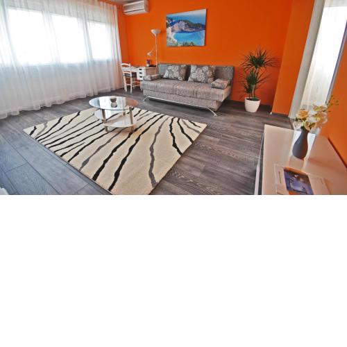 Apartment RINO****, 58m², 170m from the beach