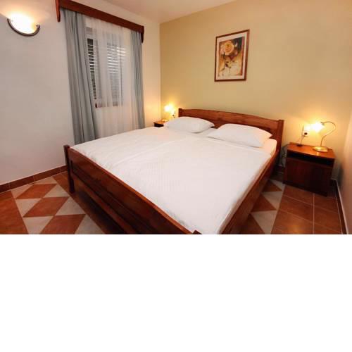 Apartment Rogoznica 3197b