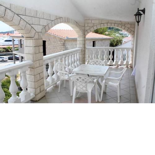 Apartment Rogoznica 4162a