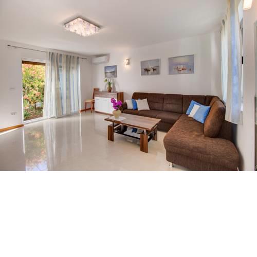 Apartment Russo 2