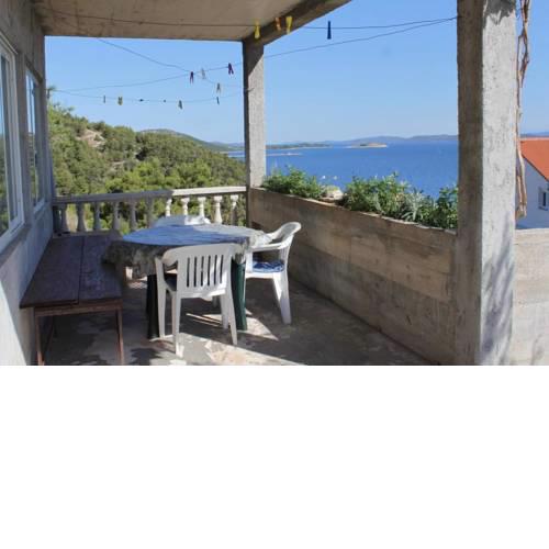Apartment Sali 8181b