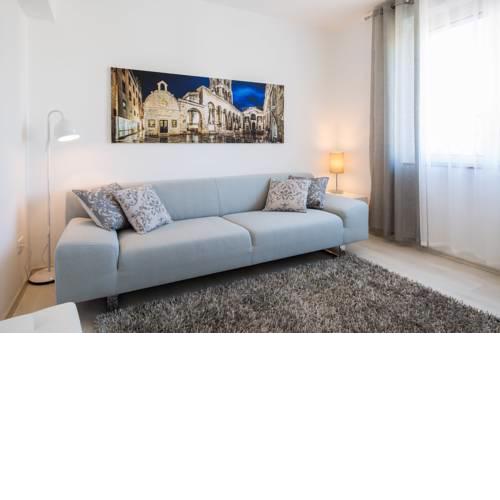 Apartment Sandra