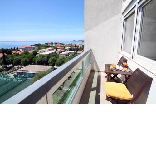 Apartment See Brac
