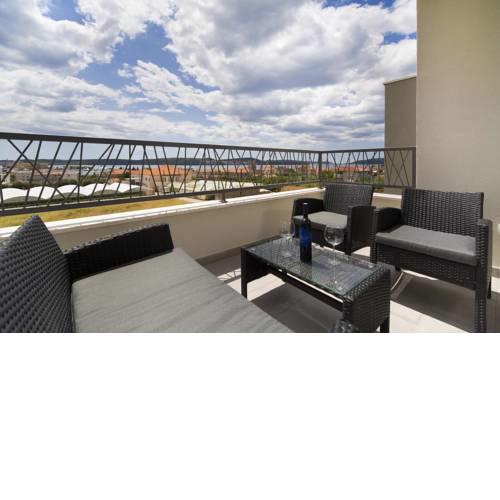 Apartment Seget Donji 17869a