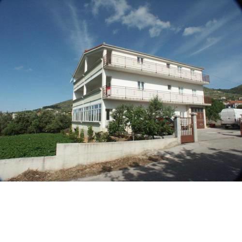 Apartment Seget Donji 2041c