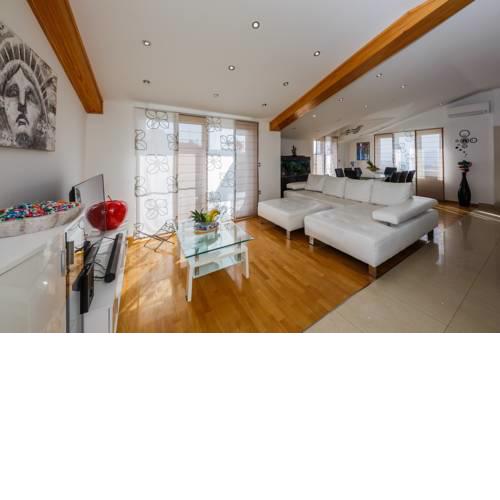 Apartment Selak