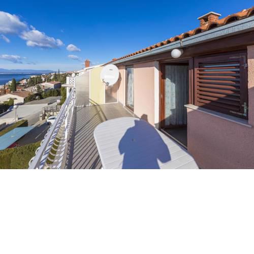 Apartment Selce 2383f
