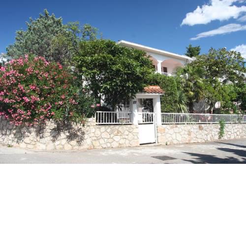 Apartment Selce 5480b