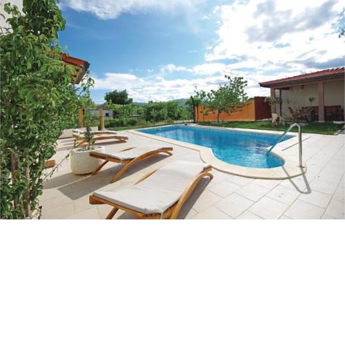 Apartment Sestanovac 23 with Outdoor Swimmingpool