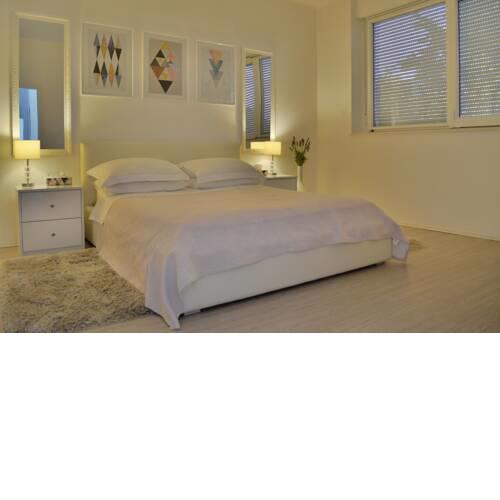 Apartment Seven