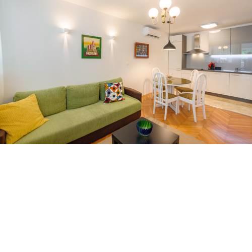 Apartment Simeroni Split