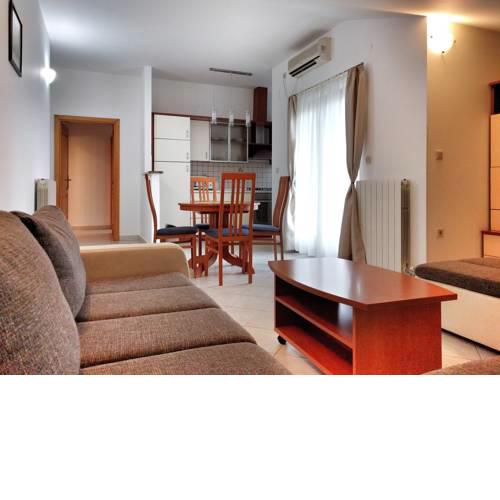 Apartment Skaline