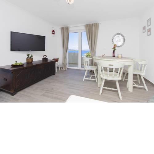 Apartment Skroza 2