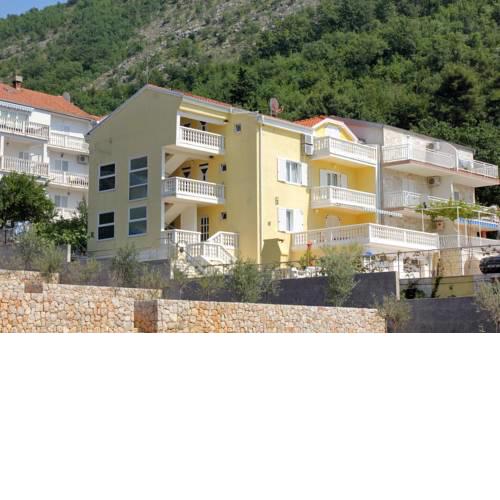Apartment Slano 3183b
