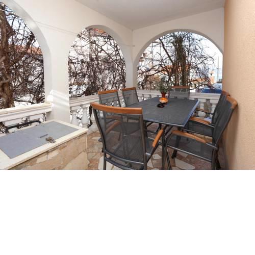 Apartment Slatine 16341a