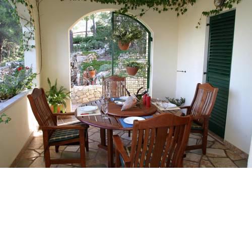 Apartment Slatine 2568c