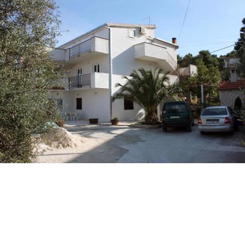 Apartment Slatine 4871b