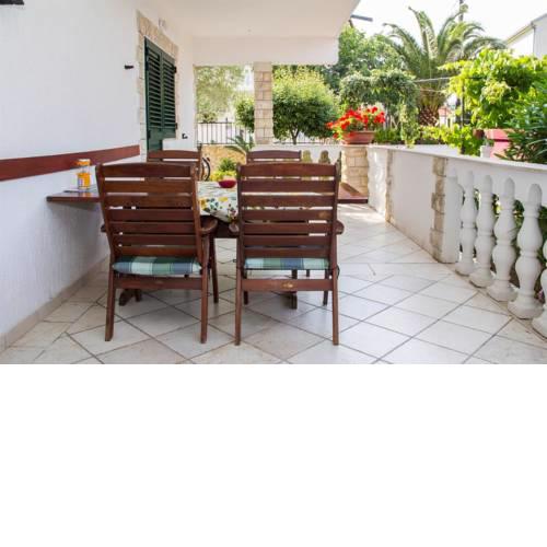 Apartment Slatine 5965c