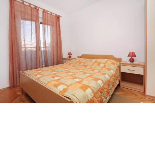 Apartment Slatine 5999a