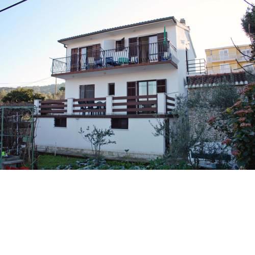 Apartment Slatine 6000b