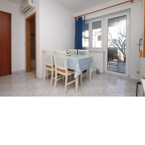 Apartment Slatine 7544b