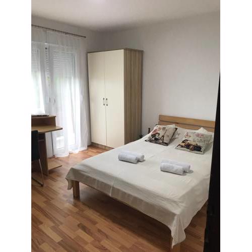 Apartment S&M