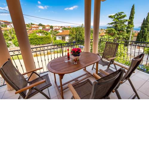 Rona apartments Smokva