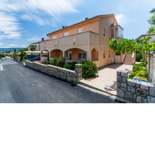 Apartment Snjezana
