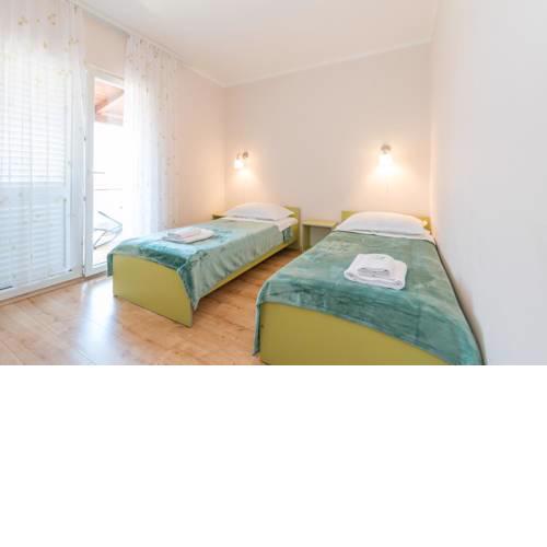 Apartment Stara Novalja 6319c