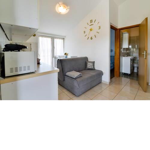 Apartment studio Keti