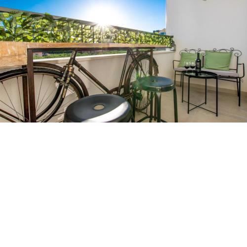 Apartment Sunny - 100 m from sea