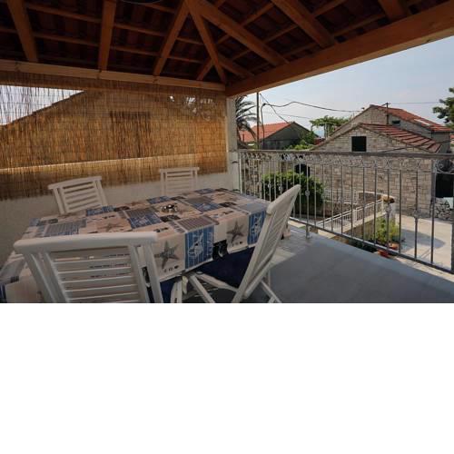 Apartment Supetar 14770a