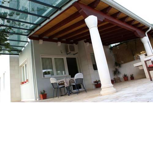 Apartment Supetar 16923a
