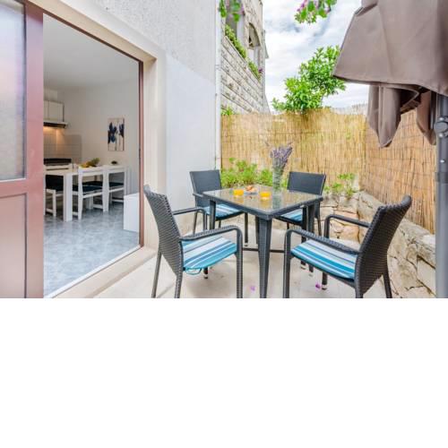 Apartment Sutivan 2842f