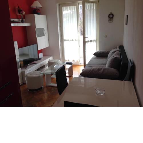 Apartment Sweet home