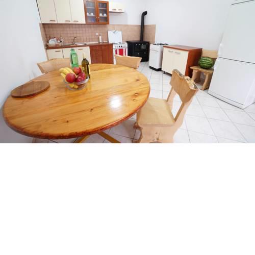 Apartment Talir
