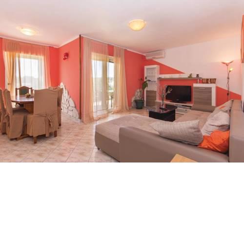 Apartment Tia