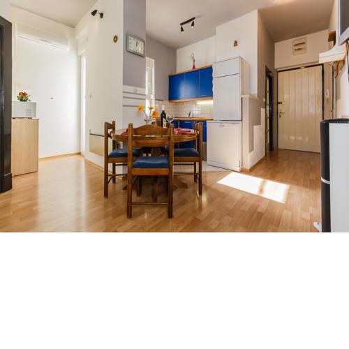 Apartment Tina