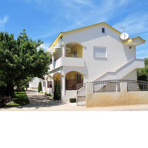Apartment Tino (ZAD510)