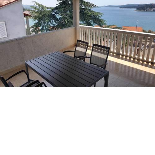 Apartment Tisno 812b