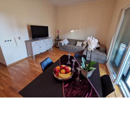 Apartment Tone close to the beach