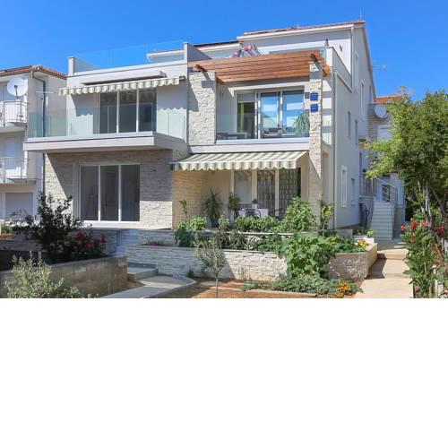 Apartment Tribunj 15233a