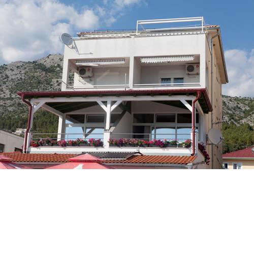 Apartment Trošelj
