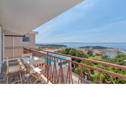 Apartment T.Tolj