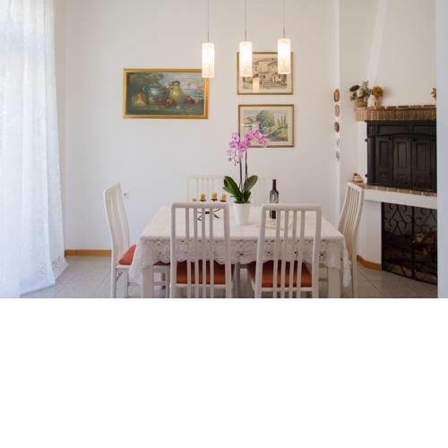 Apartment two bedrooms,balcony with private garage