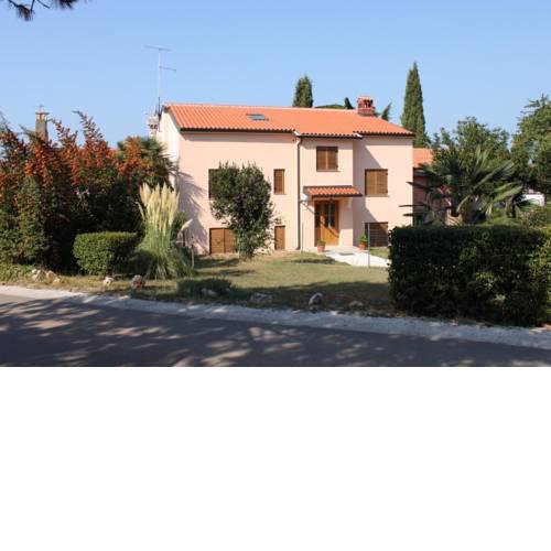 Apartment Umag 6995a
