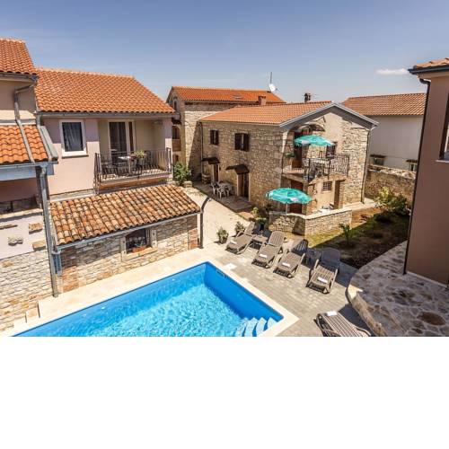 Apartment Valtrazza Fiorela I