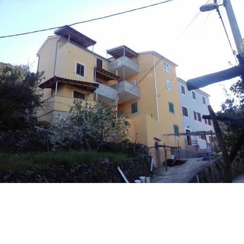 Apartment Valun 8086b