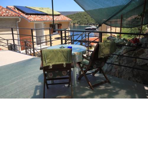 Apartment Valun 8086d